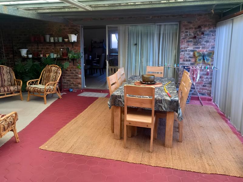 4 Bedroom Property for Sale in Heiderand Western Cape